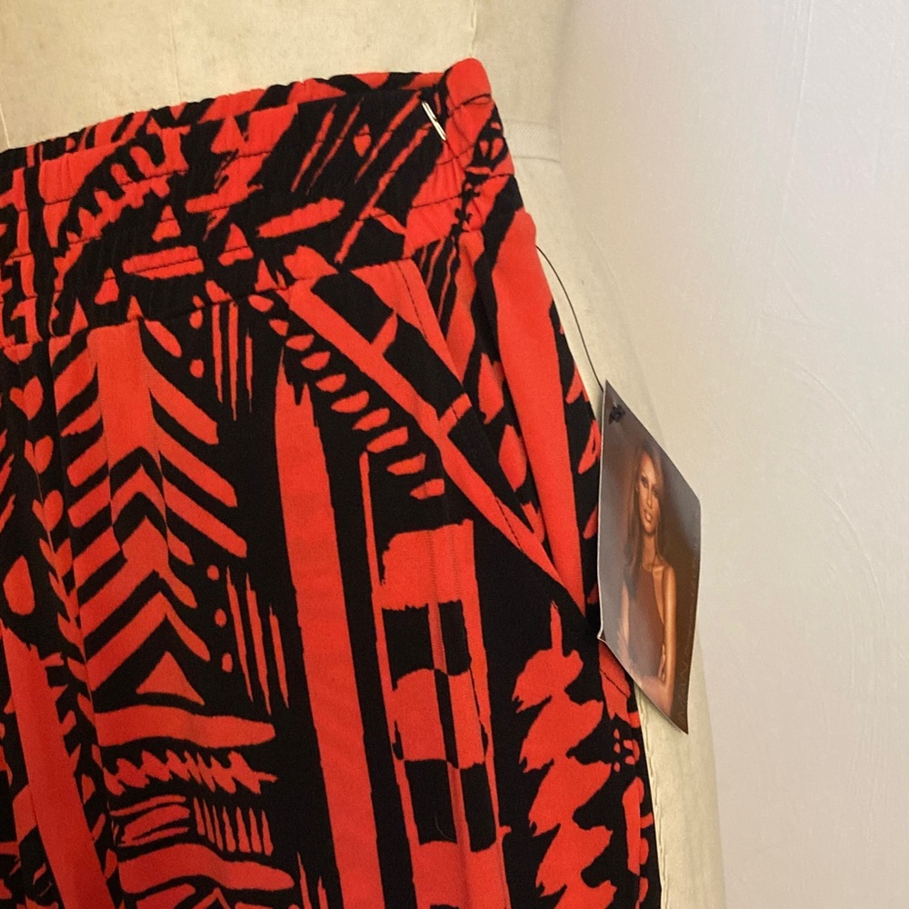 IMAN Global Chic Abstract Key-hole Samoan Puletasi style print Resort Cape - Picture 9 of 15